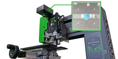The G-Eye on the M20, a camera that can visualise the engraving on the product.