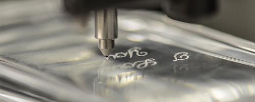 Perfume engraving