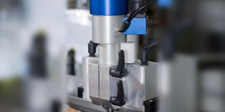 CNC milling machine spindle for engraving